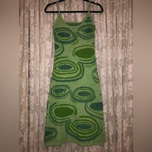 Unique green circle pattern dress